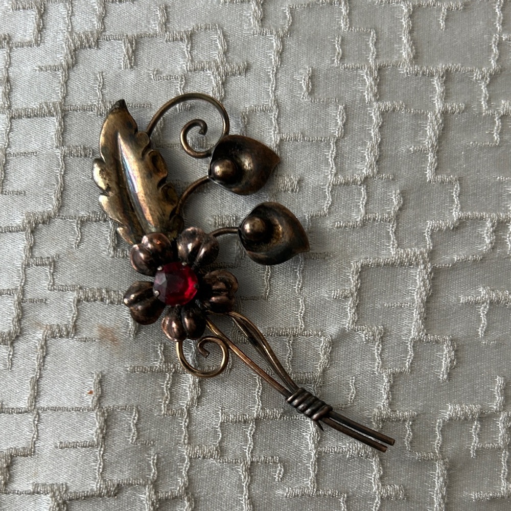 Van Dell Vintage Floral Brooch with Red stone